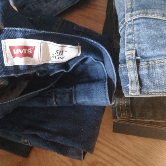 Clothing - Picture 5 of 16